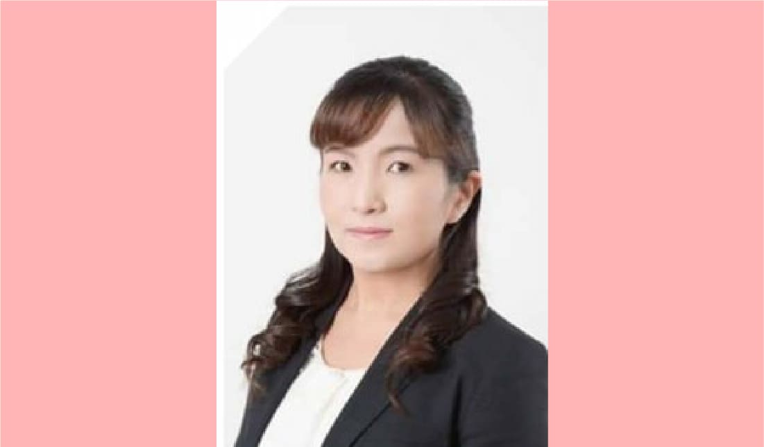 先輩社員の写真
