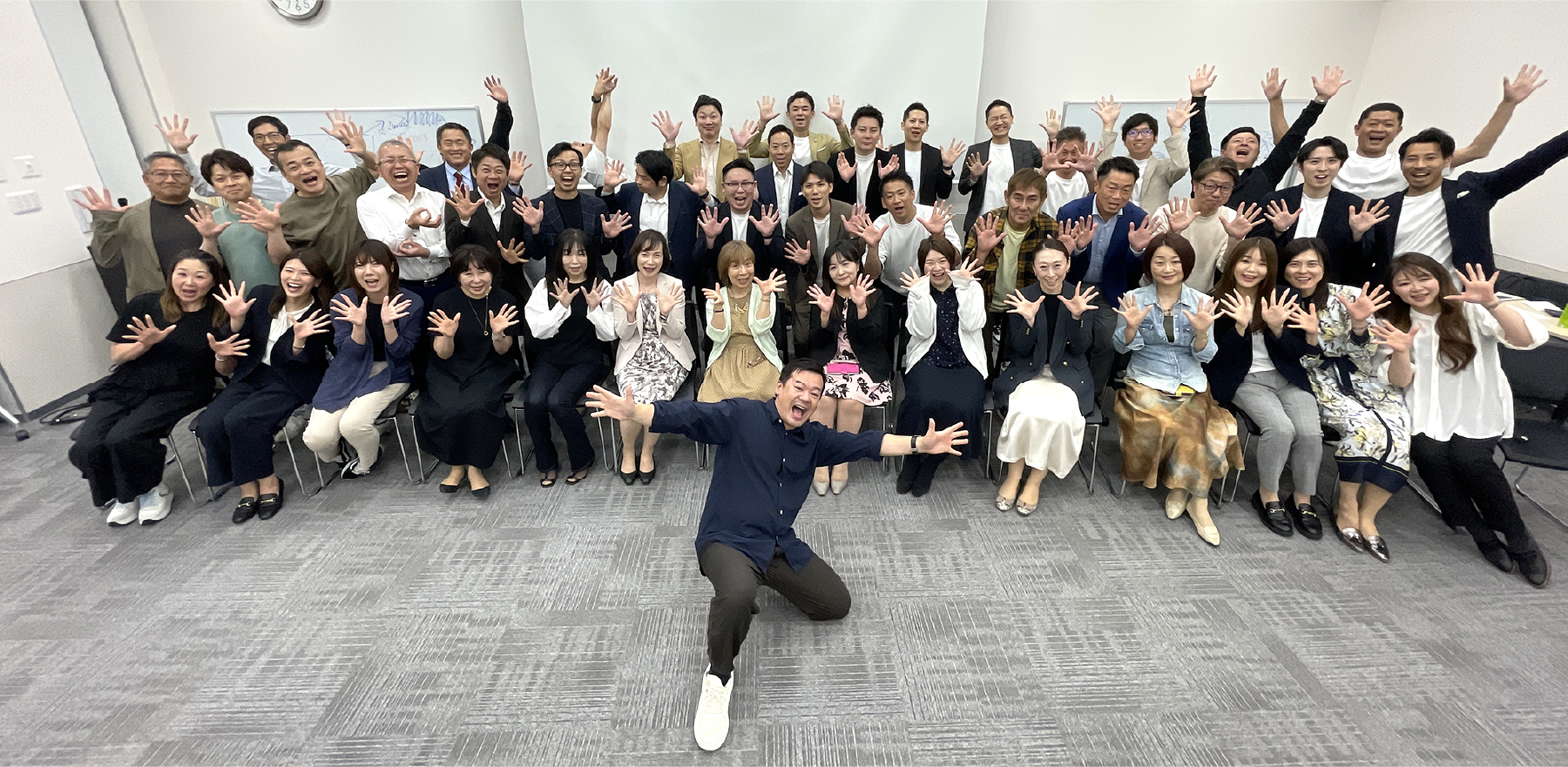 森次塾セミナー参加者の集合写真